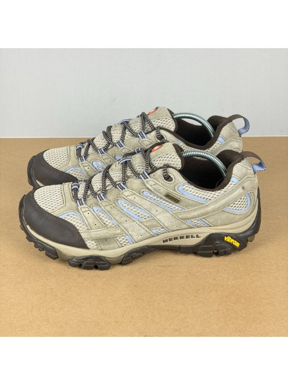 Merrell Moab 2 Waterproof Trail Hiking Shoes Womens 10 Beige Light Blue Leather